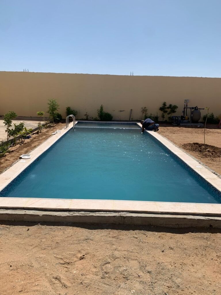 إنشاء مسابح بجدة