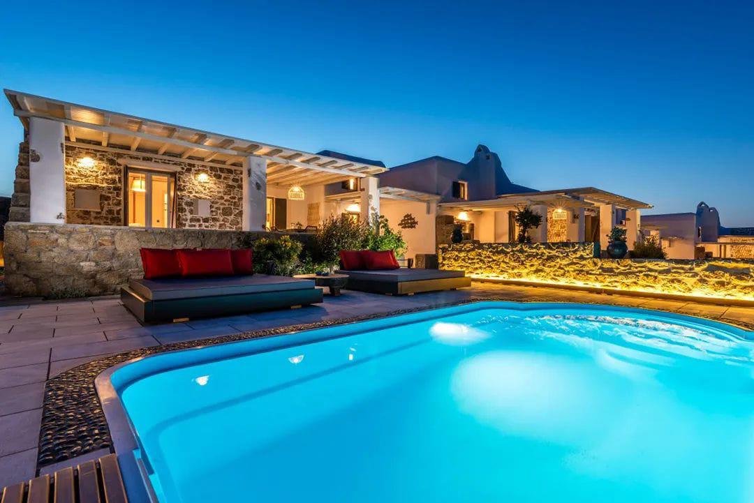 ترميم مسابح بمكة