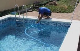 كشف تسربات المسابح